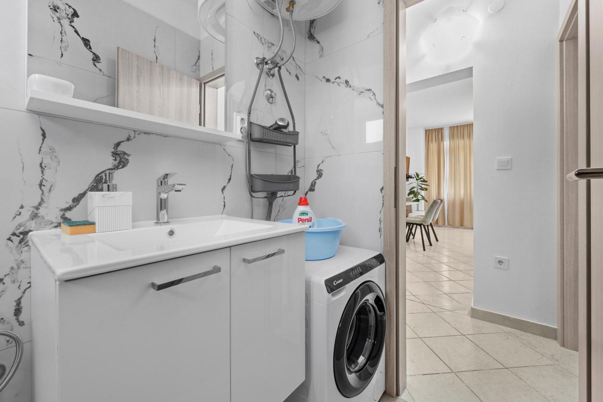 New Apartment Lejla Шишан Экстерьер фото