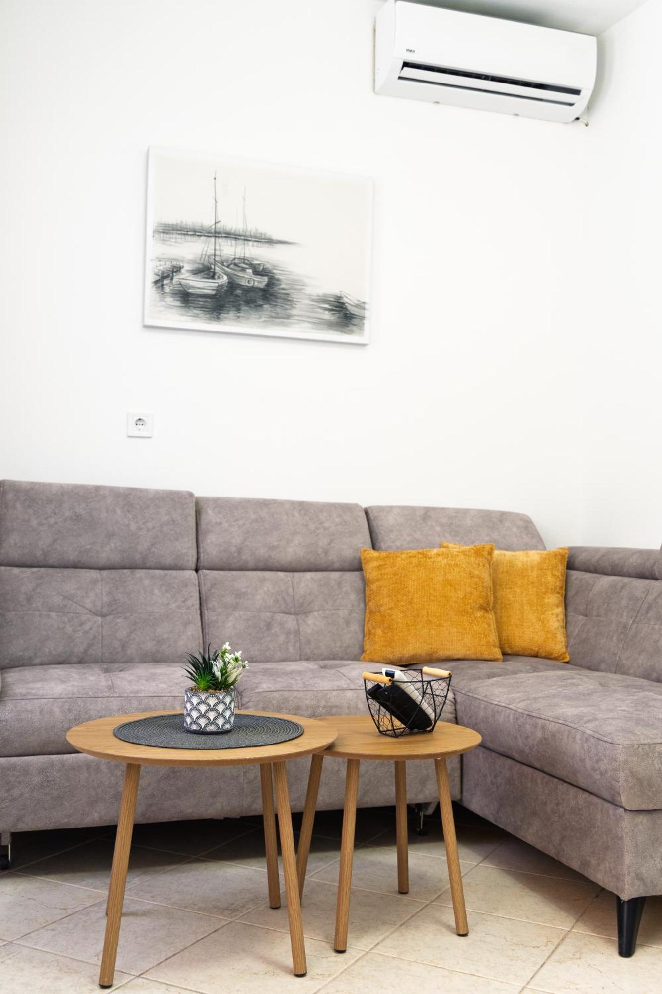 New Apartment Lejla Шишан Экстерьер фото
