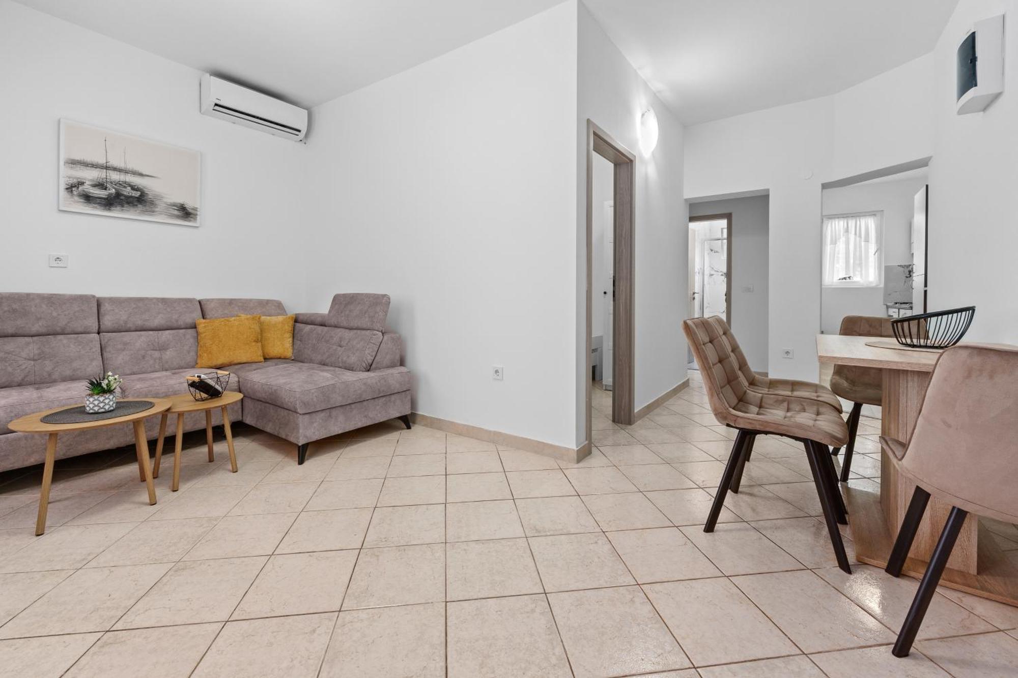 New Apartment Lejla Шишан Экстерьер фото